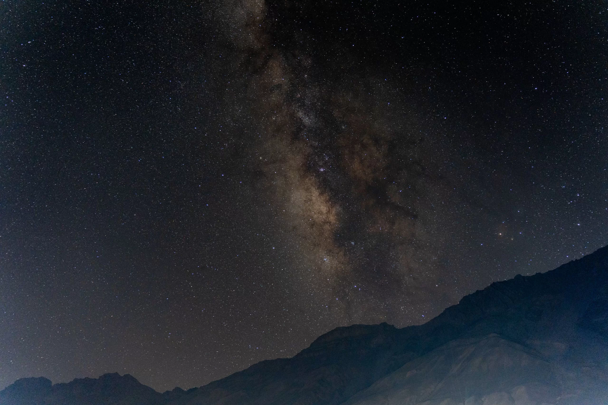 关于敬畏——诗篇46的秘密-鼓腹星球